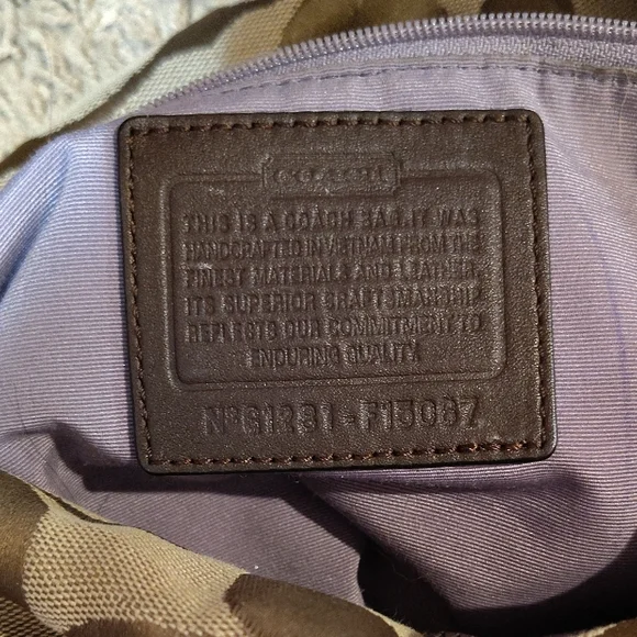 Stylish Coach Tan Shoulder Bag - Picture 2 of 5